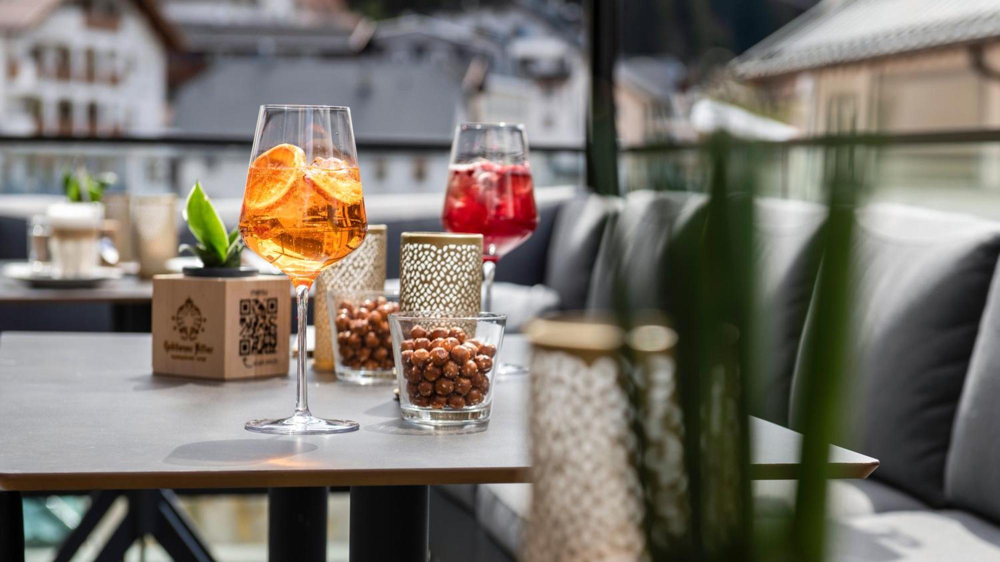 Hotel Goldener Adler - Im Sommer Silvretta Card Premium Inkludiert Ischgl Eksteriør bilde