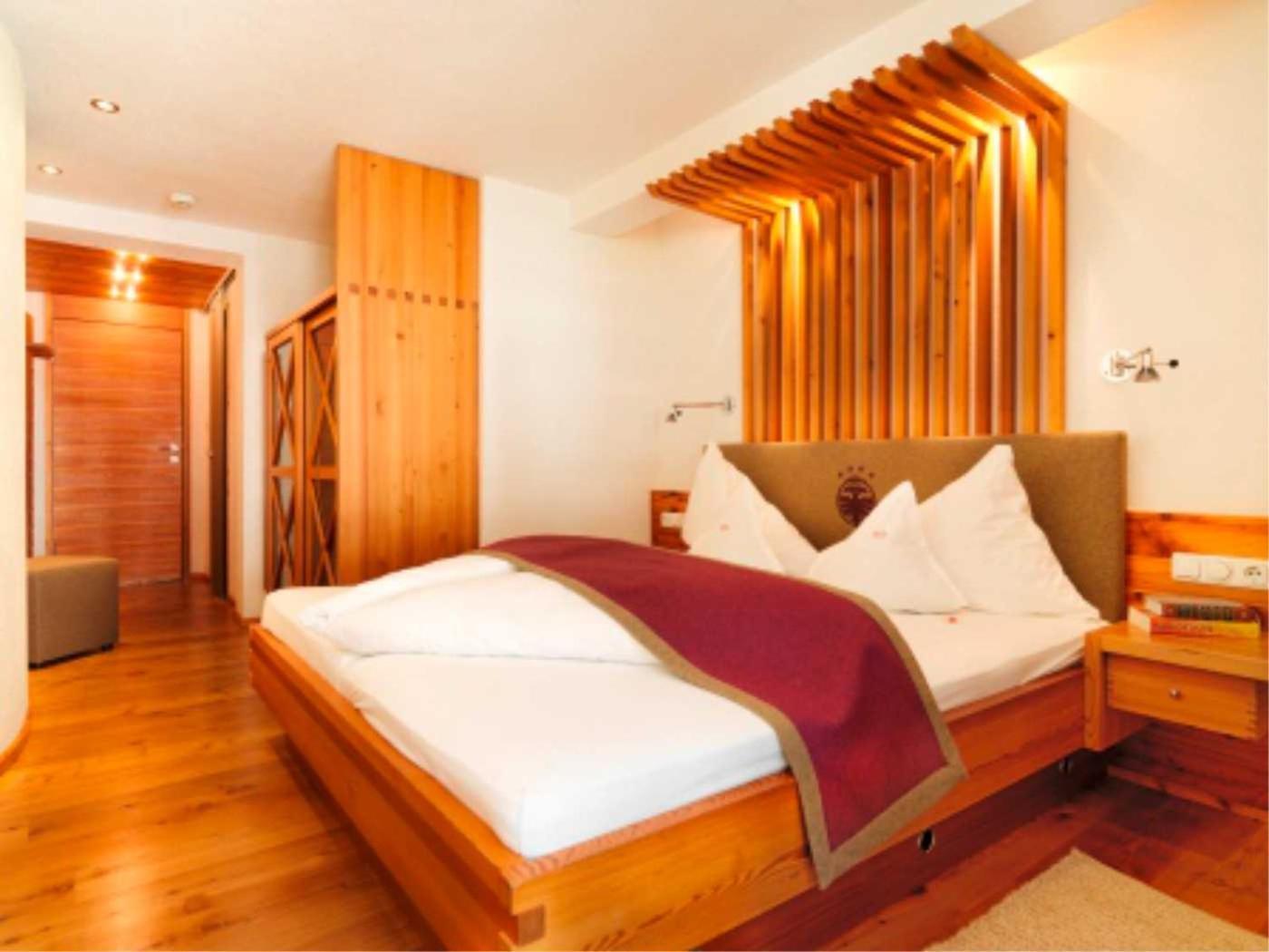 Hotel Goldener Adler - Im Sommer Silvretta Card Premium Inkludiert Ischgl Eksteriør bilde